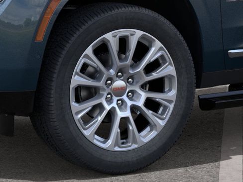 New 2026 GMC Yukon Denali AWD/4WD image 9