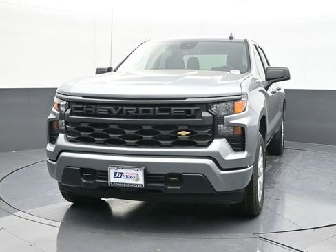 New 2026 Chevrolet Silverado 1500 Custom image 3