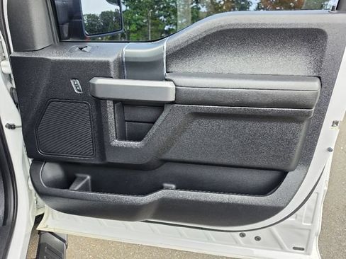 Used 2018 Ford F150 XLT w/ Equipment Group 302A Luxury AWD/4WD image 10