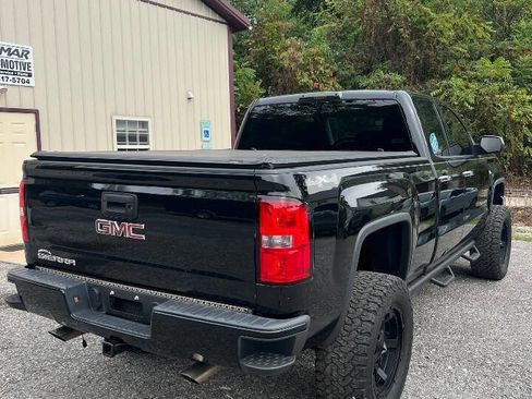 Used 2015 GMC Sierra 1500 Base 4x4 4dr Double Cab 6.5 ft w/ Sierra Convenience Package image 10