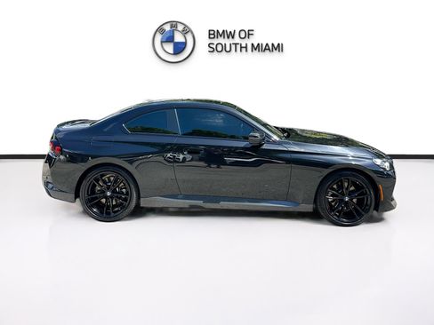 Used 2022 BMW 230i Coupe w/ M Sport Package RWD image 8