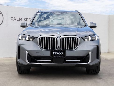 Used 2024 BMW X5 xDrive40i w/ Premium Package AWD/4WD image 4
