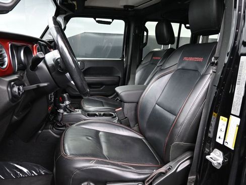 Used 2019 Jeep Wrangler Unlimited Rubicon AWD/4WD image 11