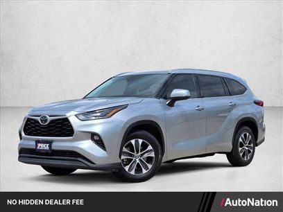 Used 2021 Toyota Highlander XLE