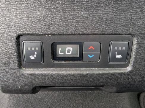 Used 2022 Mitsubishi Outlander SEL FWD image 19