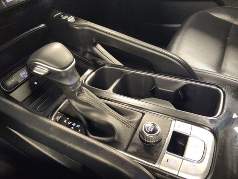 Used 2022 Kia Telluride S FWD image 26