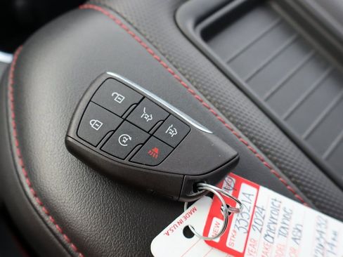 Used 2024 Chevrolet Tahoe RST image 34