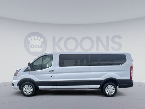 Used 2025 Ford Transit 350 XLT RWD image 7