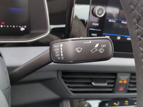 New 2026 Volkswagen Jetta SE FWD image 26