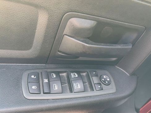 Used 2013 RAM 1500 Express AWD/4WD image 18