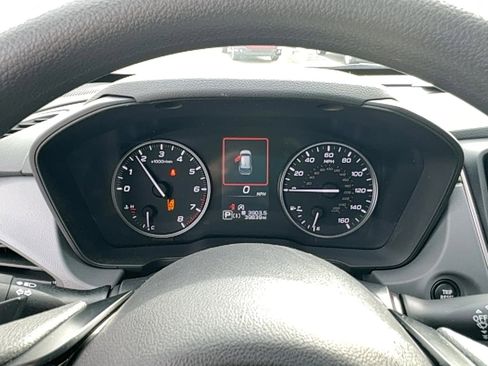 Certified 2024 Subaru Crosstrek 2.0i Premium image 14