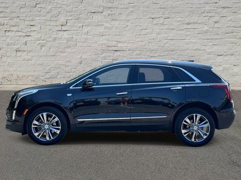 Used 2025 Cadillac XT5 Premium Luxury w/ LPO, Floor Liner Package FWD image 2