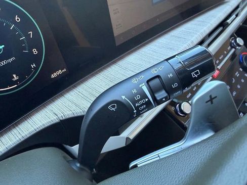 Used 2025 Hyundai Santa Fe Calligraphy image 14