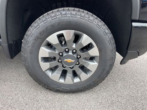 New 2026 Chevrolet Silverado 2500 Custom w/ Custom Value Package AWD/4WD image 43