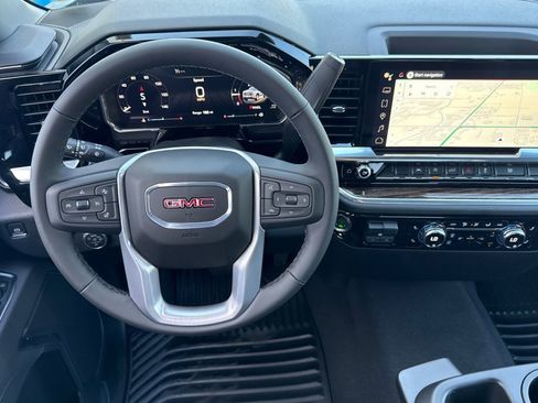 New 2026 GMC Sierra 1500 Elevation image 11