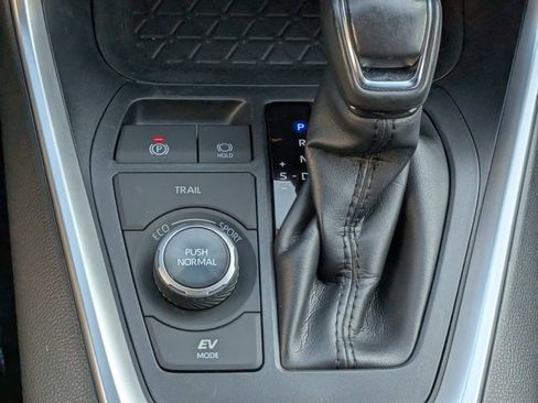 Used 2019 Toyota RAV4 XSE image 26