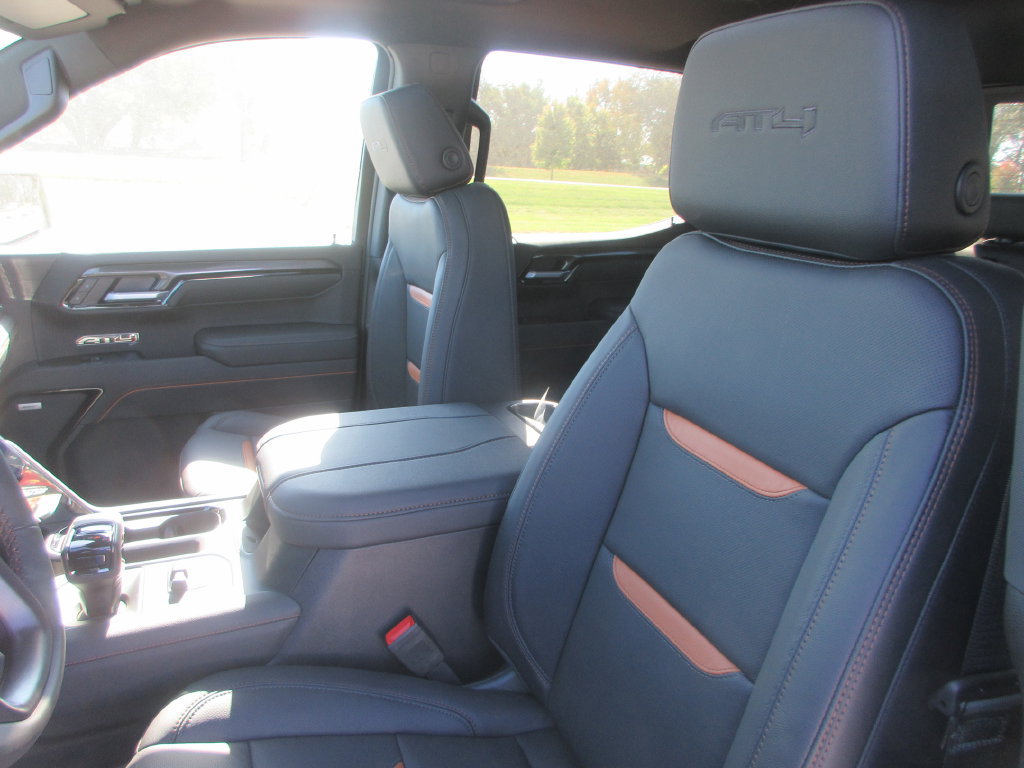New 2026 GMC Sierra 1500 AT4 w/ AT4 Premium Package AWD/4WD image 12