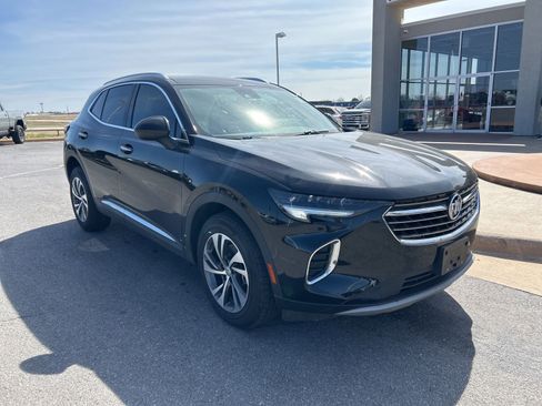 Used 2023 Buick Envision Essence image 3