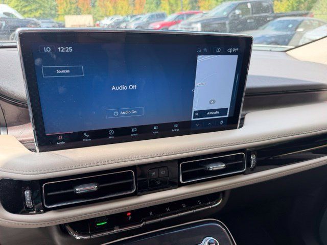 Certified 2023 Lincoln Nautilus Reserve w/ Equipment Group 202A AWD/4WD image 14