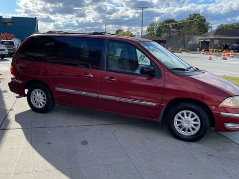 Used 2000 Ford Windstar SE image 3
