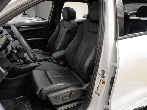 Used 2024 Audi Q3 2.0T Premium Plus AWD/4WD image 31