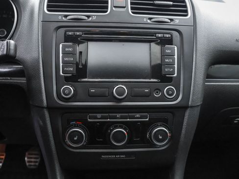 Used 2011 Volkswagen GTI AUTOBAHN image 15