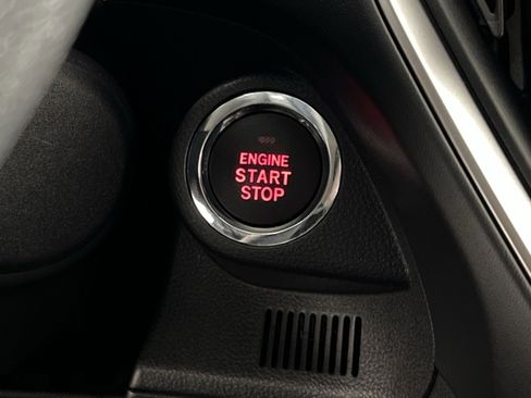 Used 2024 Subaru Impreza 2.0i Sport image 30