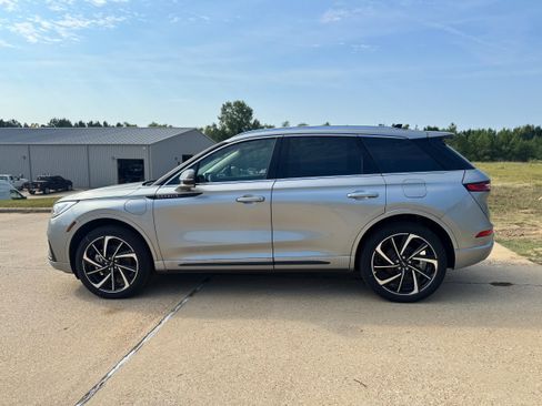 New 2024 Lincoln Corsair Grand Touring w/ Equipment Group 301A image 27