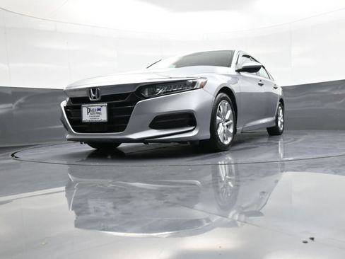 Used 2018 Honda Accord LX image 24