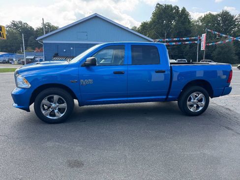 Used 2022 RAM 1500 Express w/ Wheel & Sound Group AWD/4WD image 7