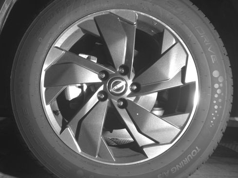 Used 2025 Nissan Rogue SV image 12