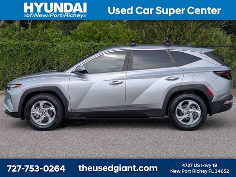 Certified 2022 Hyundai Tucson SEL FWD image 2