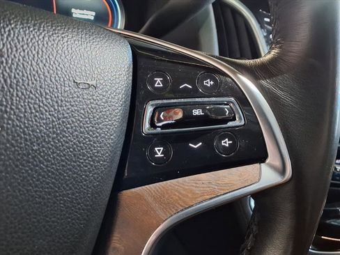 Used 2019 Cadillac Escalade Luxury w/ Escalade Sport Edition image 28