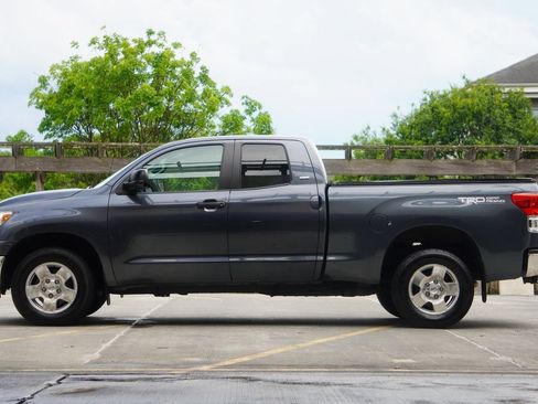Used 2010 Toyota Tundra 4x4 Double Cab image 3