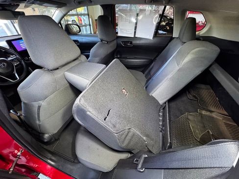 Certified 2024 Toyota Corolla Cross LE image 49