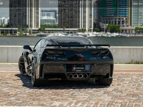 Used 2019 Chevrolet Corvette ZR1 RWD image 3