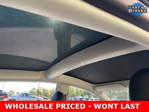 Used 2021 Tesla Model 3 Standard Range Plus image 12