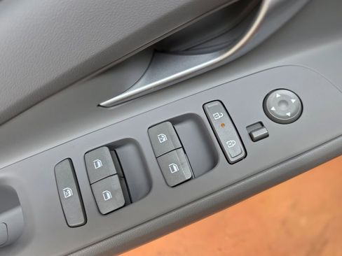 New 2026 Hyundai Elantra Sport FWD image 15