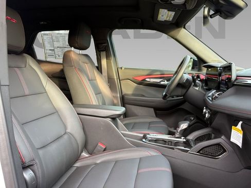 New 2025 Chevrolet TrailBlazer RS w/ Convenience Package image 8