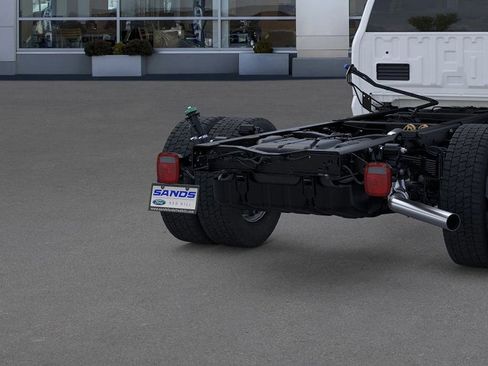 New 2025 Ford F550 4x4 Regular Cab Super Duty image 21