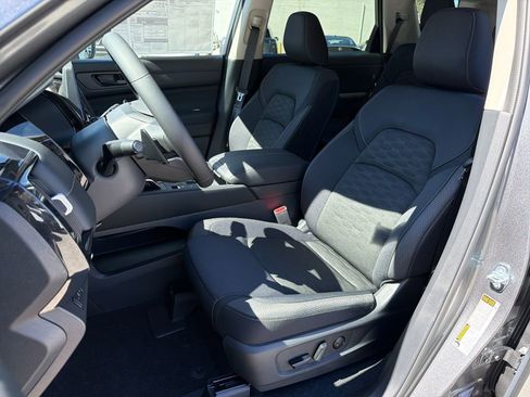 New 2026 Nissan Pathfinder SV image 28