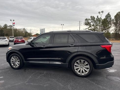 Used 2021 Ford Explorer Limited w/ Equipment Group 301A image 6