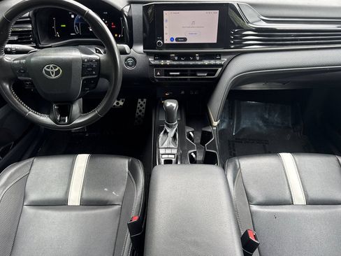 Certified 2025 Toyota Camry SE FWD image 16
