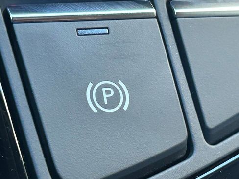 Used 2023 Audi A4 2.0T Premium w/ Convenience Package image 51