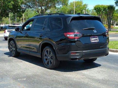 New 2026 Honda Pilot Sport image 9