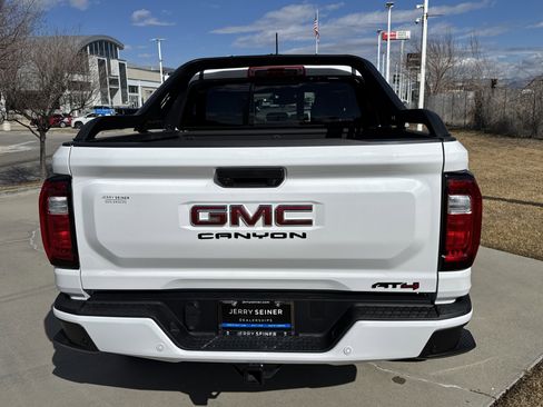 Used 2025 GMC Canyon AT4 w/ Nightfall Edition image 4