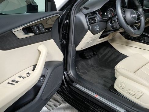 Used 2021 Audi A4 2.0T Premium image 7