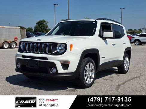 Used 2020 Jeep Renegade Latitude w/ Cold Weather Group AWD/4WD image 3