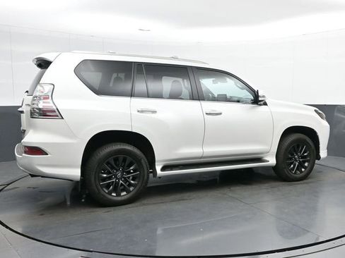 Used 2023 Lexus GX 460 Premium w/ Premium Package AWD/4WD image 8