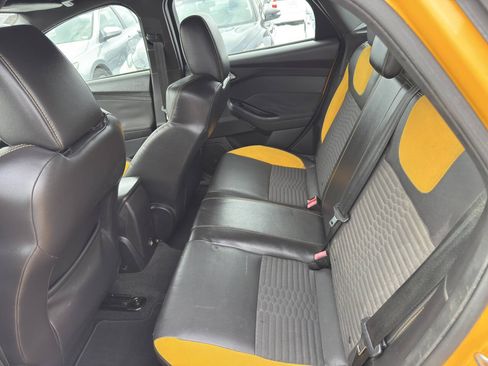 Used 2013 Ford Focus ST FWD image 9